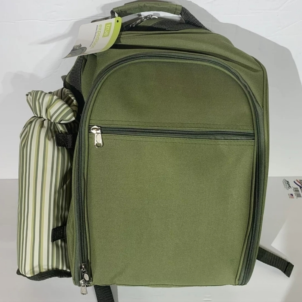 True Expedition Canvas Picnic Backpack , Service for 4 Complete Set